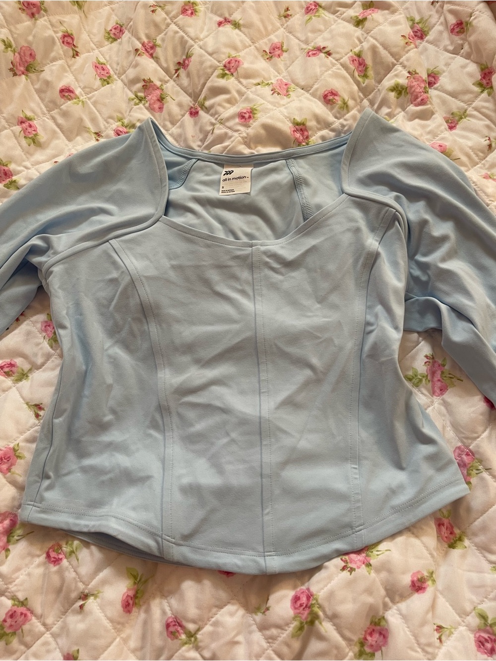 Light Blue Women's Long Sleeve Athletic Top